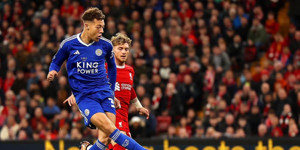 Vardy lại ghi bàn, Leicester thắng - Bóng Đá