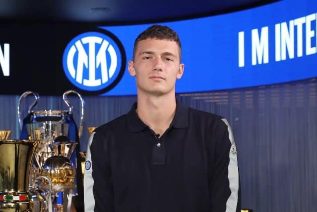 Benjamin Pavard Inter - Bóng Đá