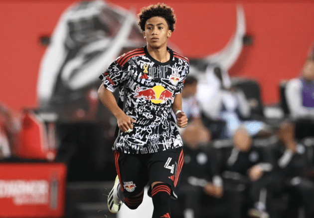 Chelsea now looking to beat Manchester City to signing of teenage superstar - Bóng Đá