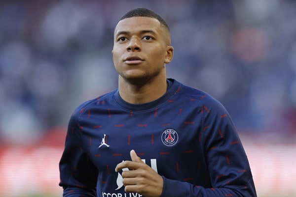 PSG được khuyên bán gấp Mbappe - Bóng Đá